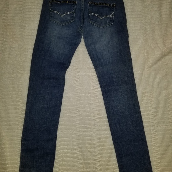 Jean's - Picture 3 of 4